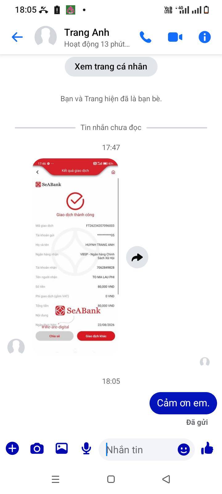 Vị khách đầu tiên mua sen tại vườn Sen Rạch Giá